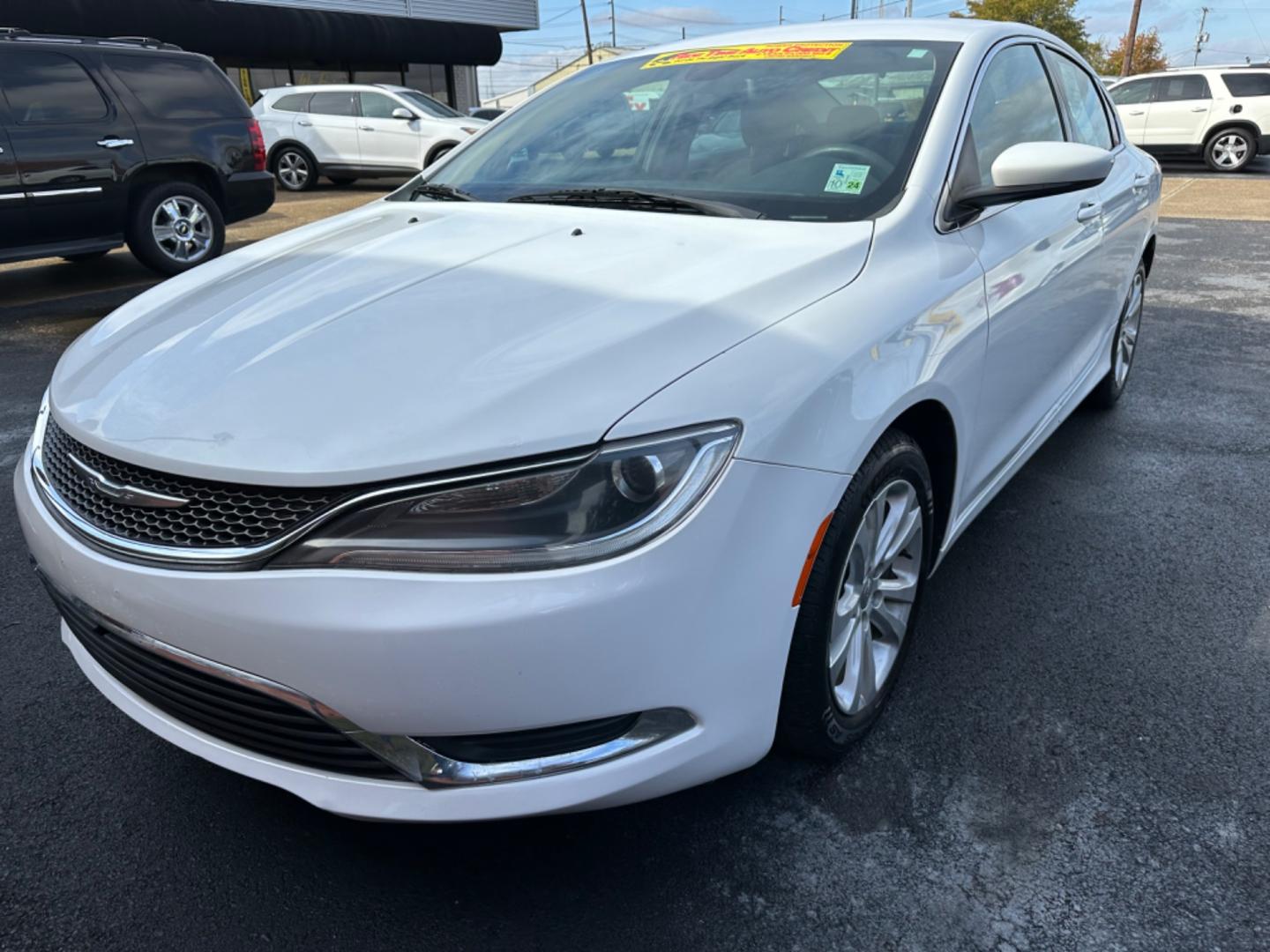 2015 Chrysler 200 (1C3CCCAB9FN) , located at 419 N 18th St., Monroe, LA, 71201, (318) 410-9250, 32.514370, -92.105133 - Photo#0